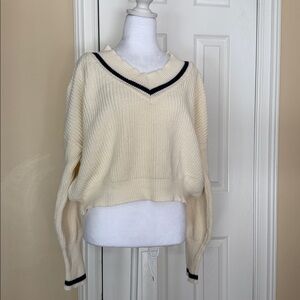 Dress Forum Contrast V-Neck Pullover Sweater in Ivory Navy Trim Varsity Preppy L